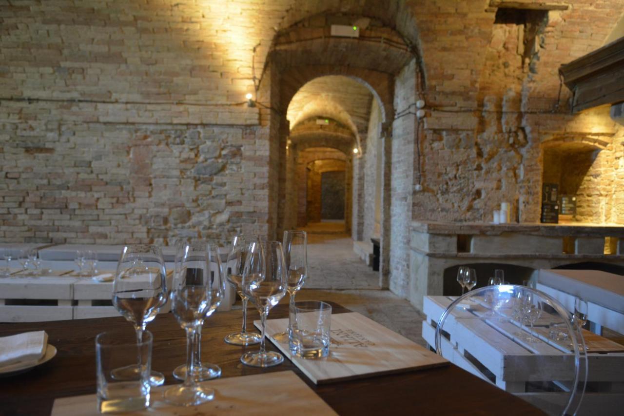 Castello Di Ramazzano - Tenute Aliani Pérouse Extérieur photo