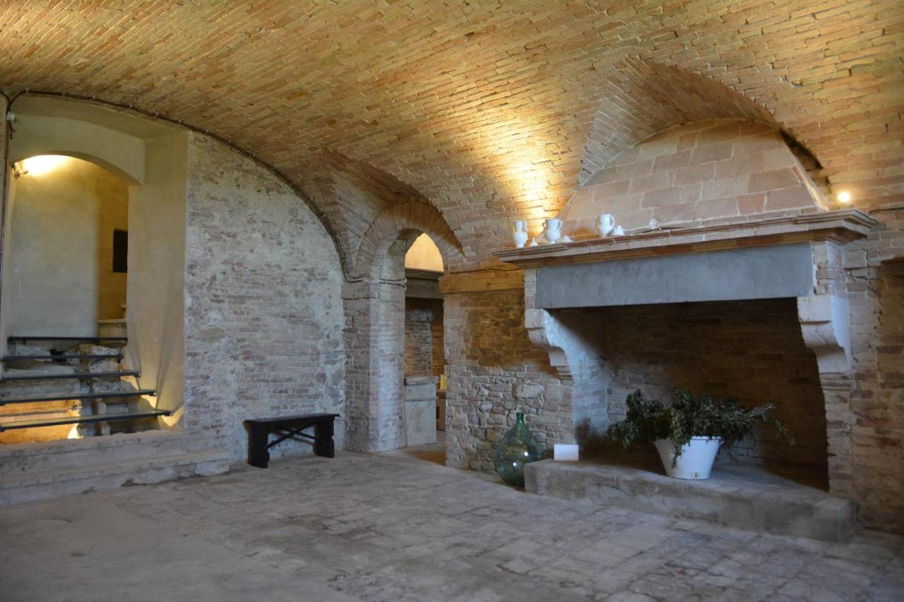 Castello Di Ramazzano - Tenute Aliani Pérouse Extérieur photo